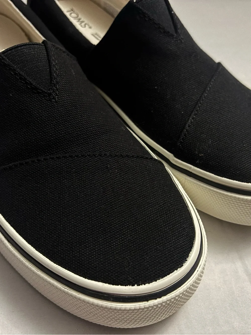 New! Toms women’s Alpargata Fenix Slip-On Black Size 7.5
